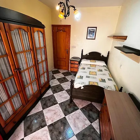 度假居 Apartamento En A 150 Metros De La Playa 卡沃内拉斯