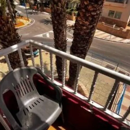 Apartamento En A 150 Metros De La Playa カルボネラス